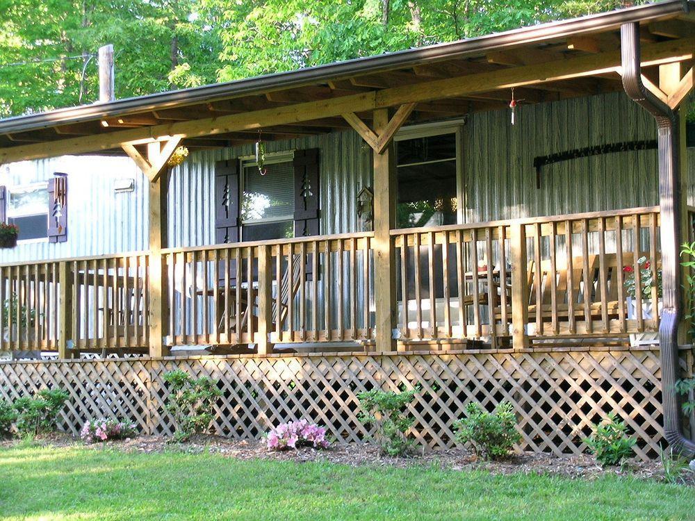 Wolf Creek Farm B&B And Motorcycle Manor At Wolf Creek Farm, Llc Ararat Bagian luar foto